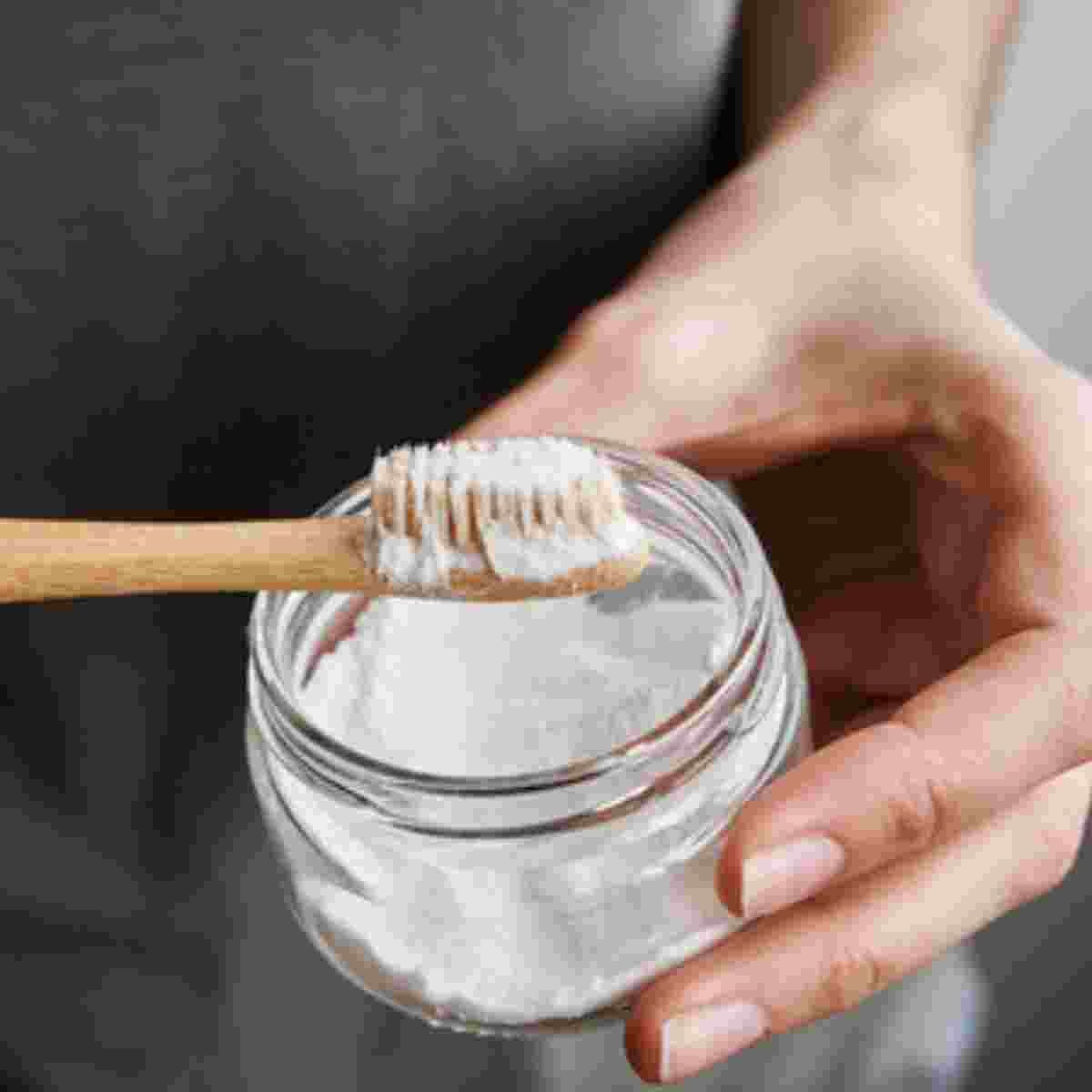 Pour aider à blanchir les dents